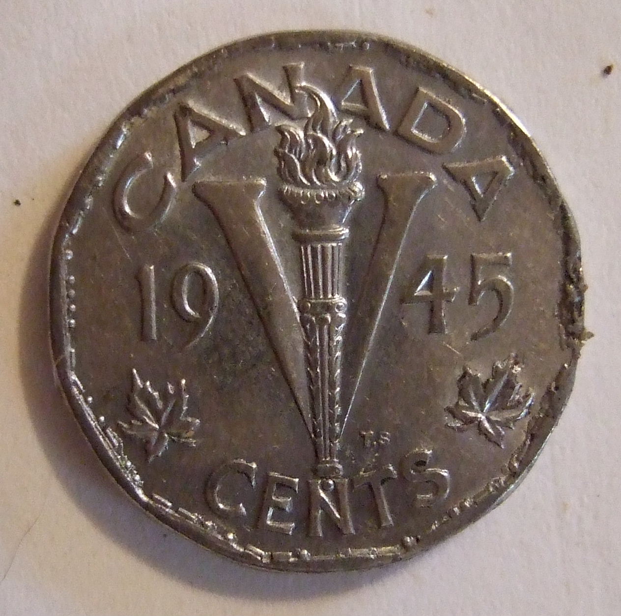 1945 Canada 5 cents coin 
